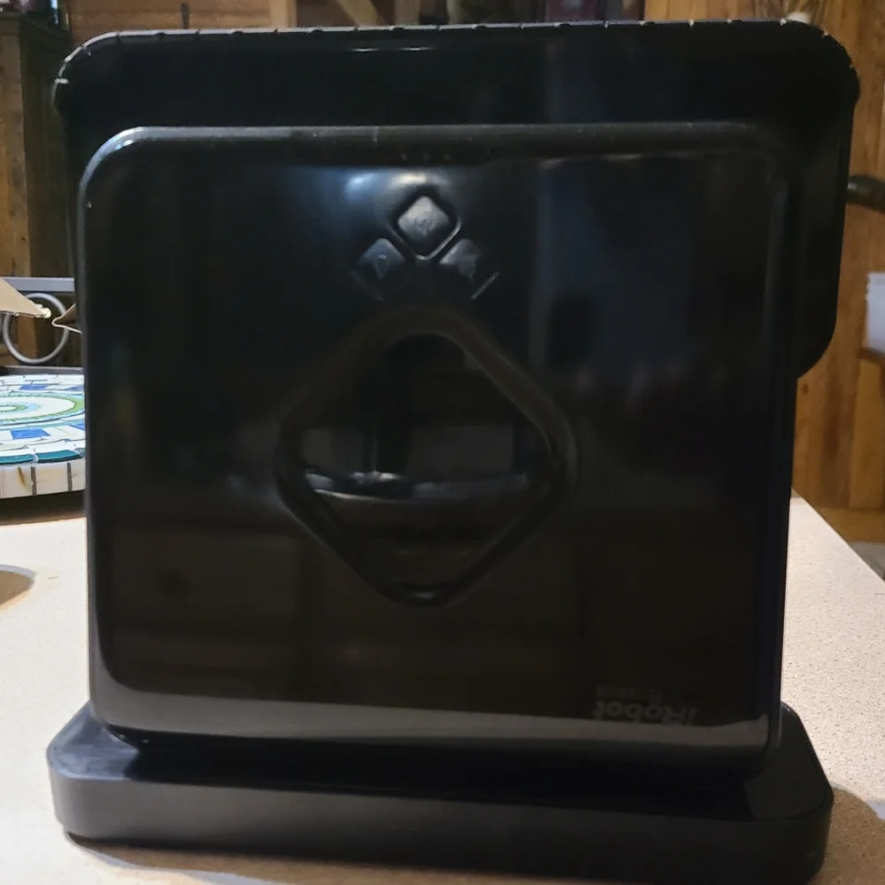 iRobot® Braava® 380 Robot Mop - Picture 3 of 6